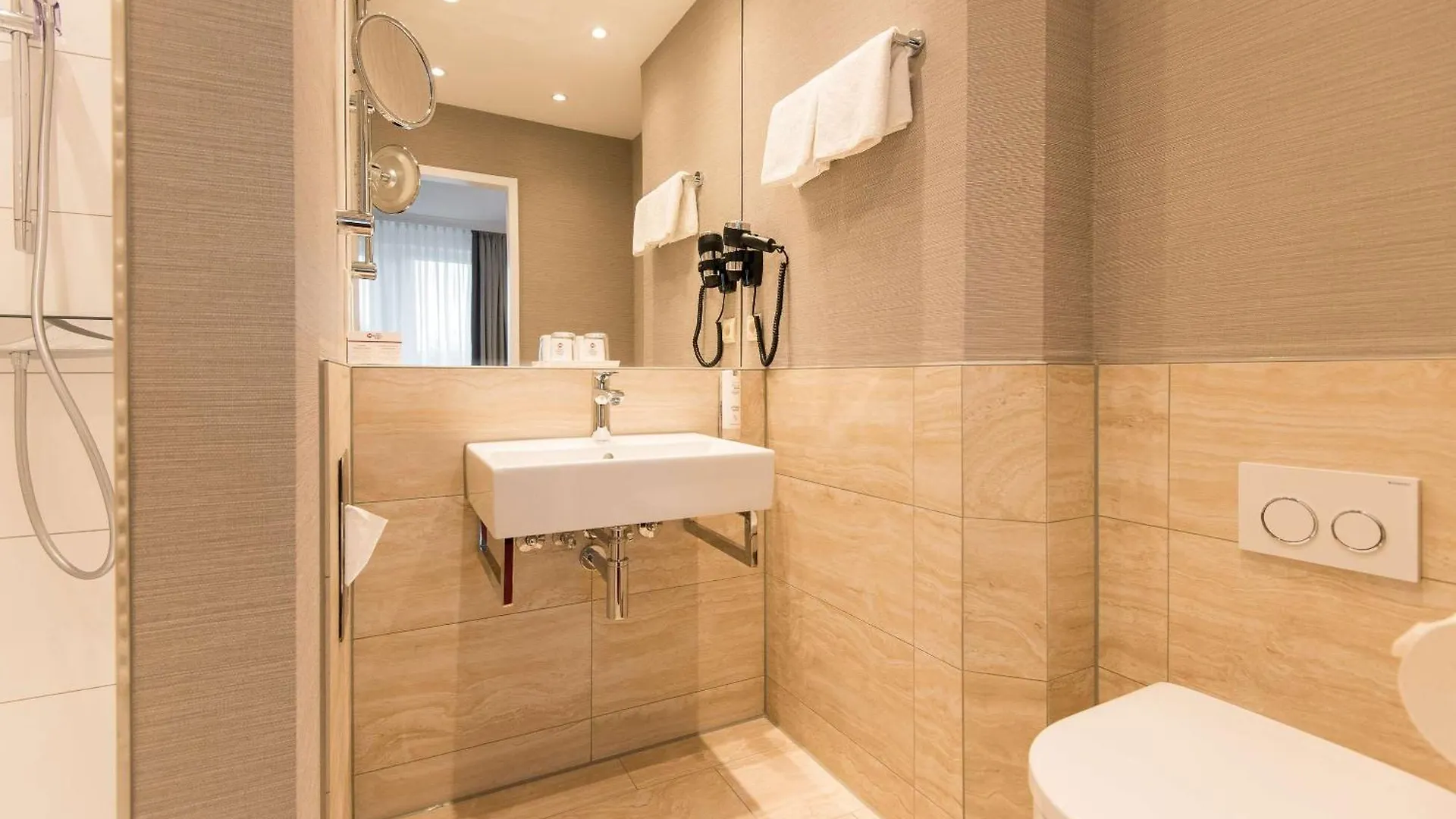Best Western Plus Hotel St. Raphael Hamburg