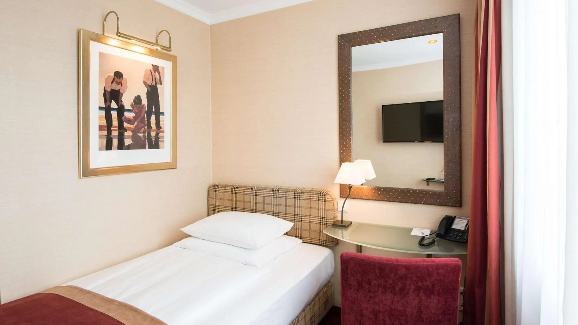****  Best Western Plus Hotel St. Raphael Hamburg Germany