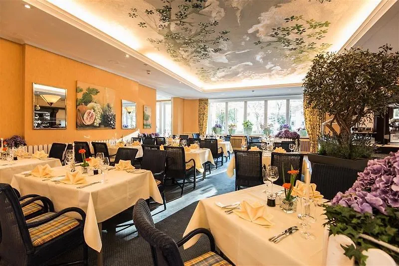 Best Western Plus Hotel St. Raphael Hamburg 4*,